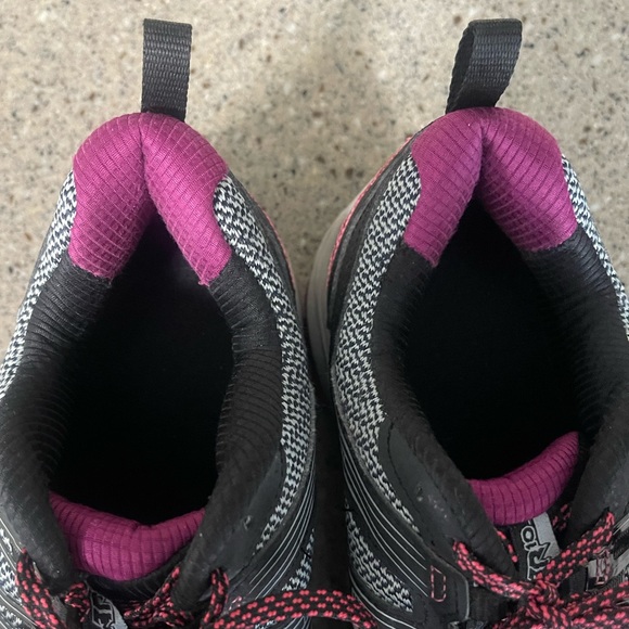 Saucony Womens Excursion TR 10Trail Running Shoe Black/Purple/Gray Size 7.5 Wide - Picture 8 of 10